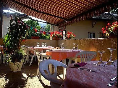**  Le Saint Clement Hotel France