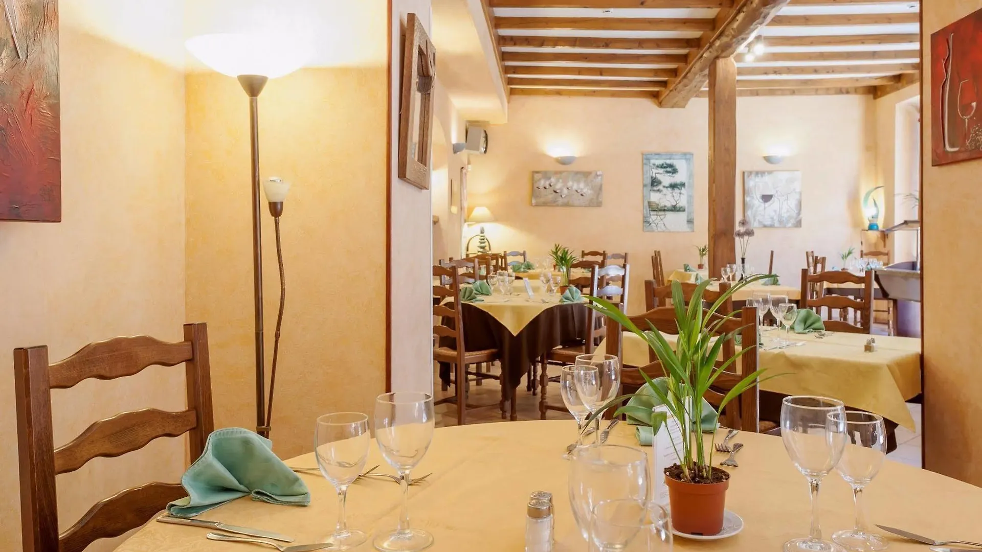 Le Saint Clement Hotel  Saint-Clement-sur-Valsonne